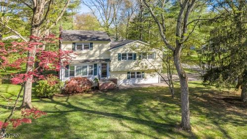 380 Charnwood Rd, New Providence, NJ, 07974-1302 | Card Image