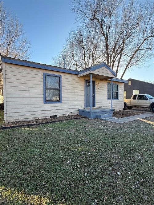 1316 Sw 14th St, Oklahoma City, OK, 73108-7023 | Card Image