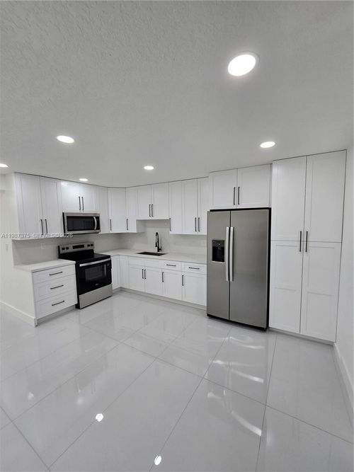 1-5551 Nw 175th St, Miami Gardens, FL, 33055-3542 | Card Image