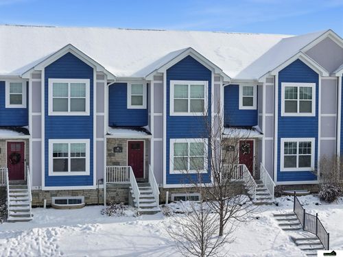 16-7014 Kentwell Ln, Lincoln, NE, 68516-6580 | Card Image