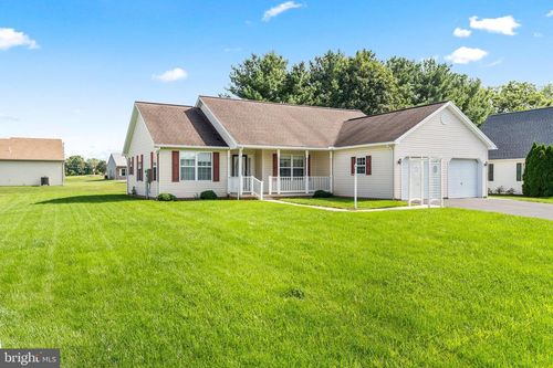 10553 Susquehanna Avenue, Waynesboro, PA, 17268 | Card Image