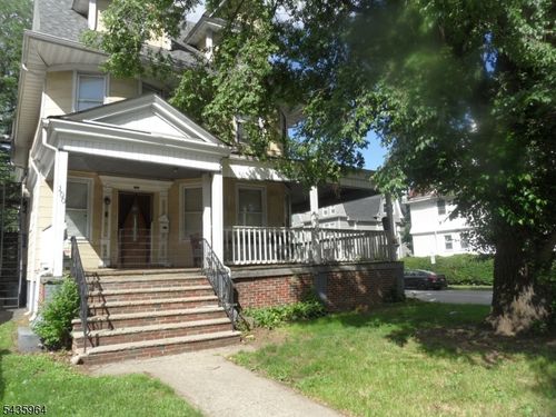 100 Park Ave, East Orange, NJ, 07017-5247 | Card Image