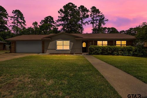 303 Westwood Dr, Troup, TX, 75789-1521 | Card Image