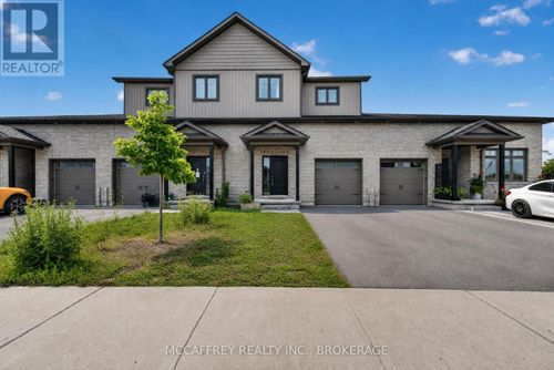 8 Allen Street, Prince Edward County (Picton), ON, K0K2T0 | Card Image