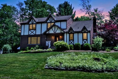 16 Weeden Dr, West Milford, NJ, 07480-1618 | Card Image