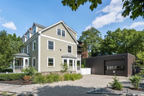 2-20 Pond Ln, Arlington, MA, 02474-6610 | Card Image