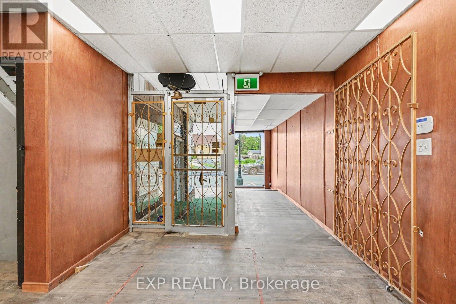 Commercial Lease in Cornwall 4