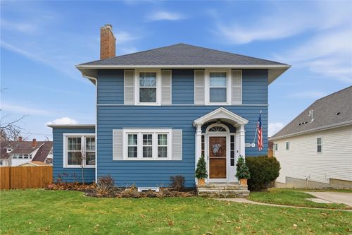 2009 Blake Blvd Se, Cedar Rapids, IA, 52403-4419 | Card Image