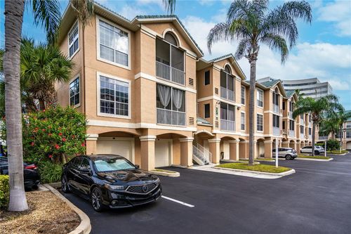 3205-3205 Bay Club Cir, TAMPA, FL, 33607-5961 | Card Image