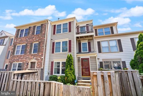 10484 Stonington Ln, MANASSAS, VA, 20109-6453 | Card Image