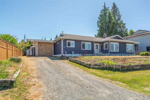 124 Garden Rd W, Qualicum Beach, BC, V9K1R9 | Card Image