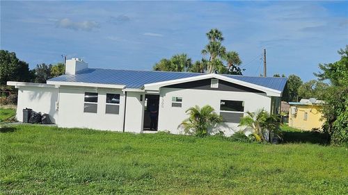 1300 Waite Dr, NORTH FORT MYERS, FL, 33903-3610 | Card Image