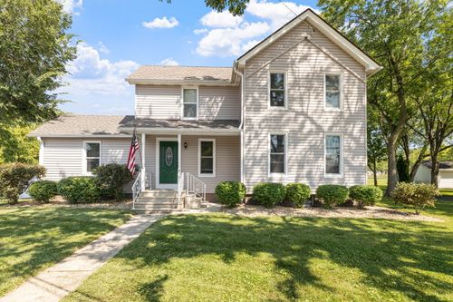 210 S Douglas St, Elwood, IL, 60421-9404 | Card Image