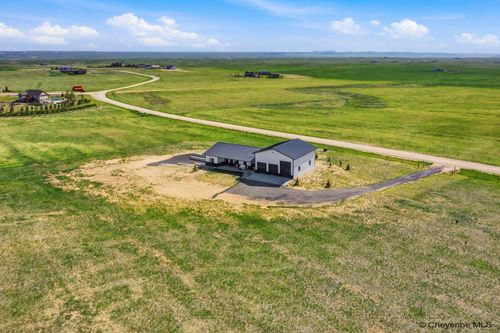 1484 Blue Willow Ln, Cheyenne, WY, 82009-8353 | Card Image