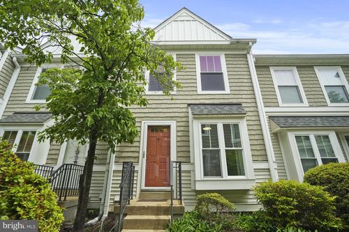 3823 9th Rd S, ARLINGTON, VA, 22204-4167 | Card Image