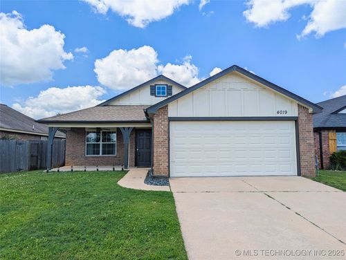 4019 103rd Ct, Jenks, OK, 74037-1909 | Card Image