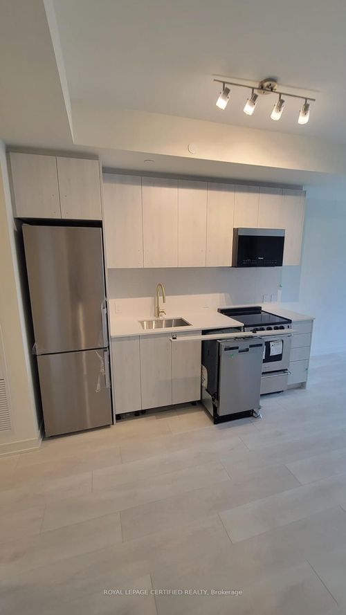 212-8010 Derry Rd, Milton, ON, L9T7H6 | Card Image