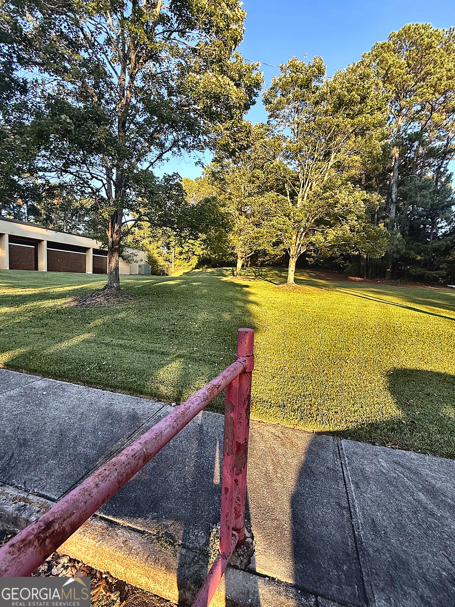 Commercial Sale in Atlanta 4