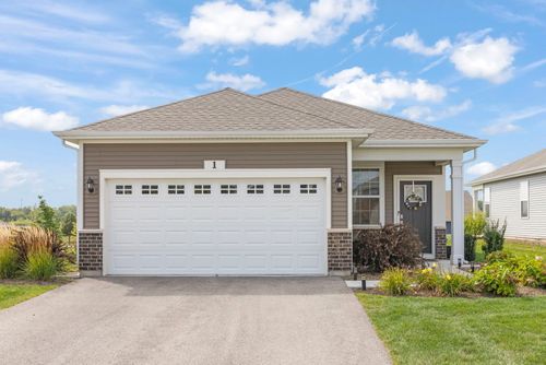 1 Savannah Ct, Algonquin, IL, 60102-6865 | Card Image