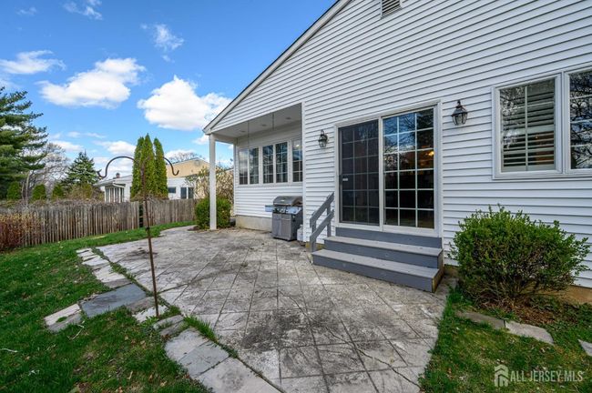 14 Temple Ter, House other with 3 bedrooms, 2 bathrooms and null parking in Lawrence NJ | Image 32