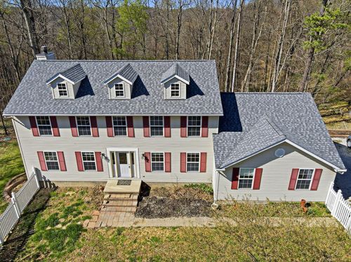 24646 Woltz Rd, Rockbridge, OH, 43149-9689 | Card Image