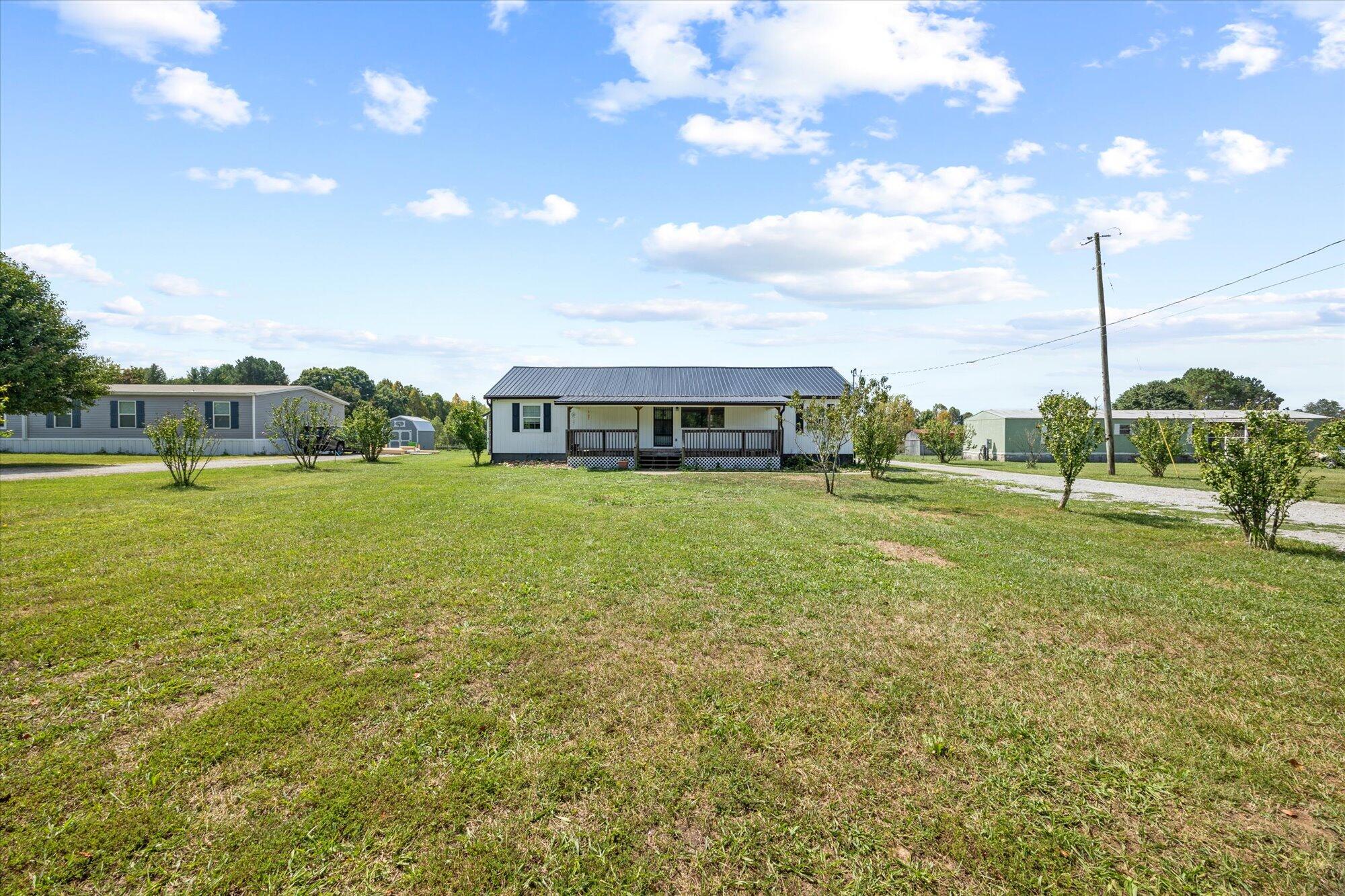 Pomona Ct, Crossville, TN 38571