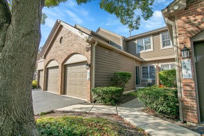 83 - 1475 Aberdeen Court, Condo with 2 bedrooms, 2 bathrooms and 1 parking in Naperville IL | Image 1