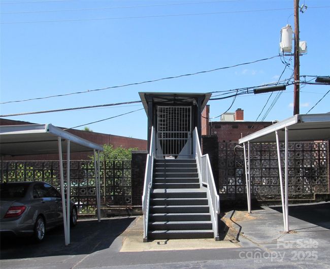 APT-302 - 1300 Reece Rd, Home with 1 bedrooms, 1 bathrooms and null parking in Charlotte NC | Image 34