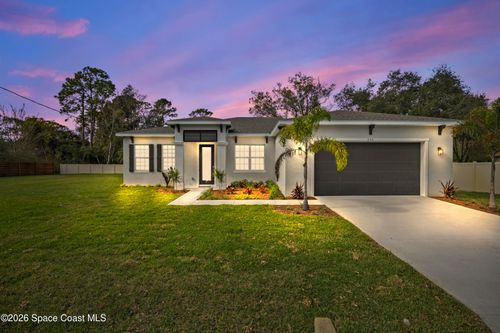 655 Vine St, MELBOURNE, FL, 32904-6439 | Card Image