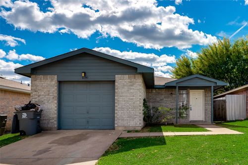 10340 Blackjack Oaks Dr, Dallas, TX, 75227-7682 | Card Image