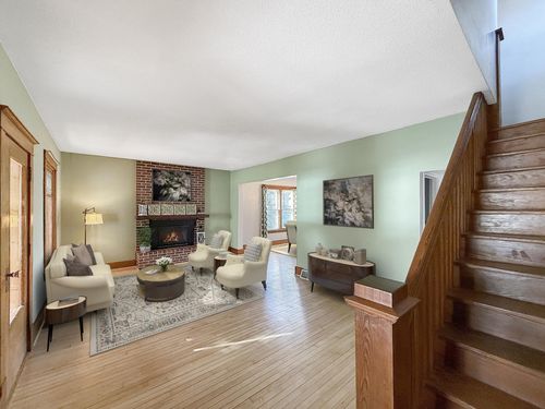 135 E Snelling Ave, Appleton, MN, 56208-1442 | Card Image