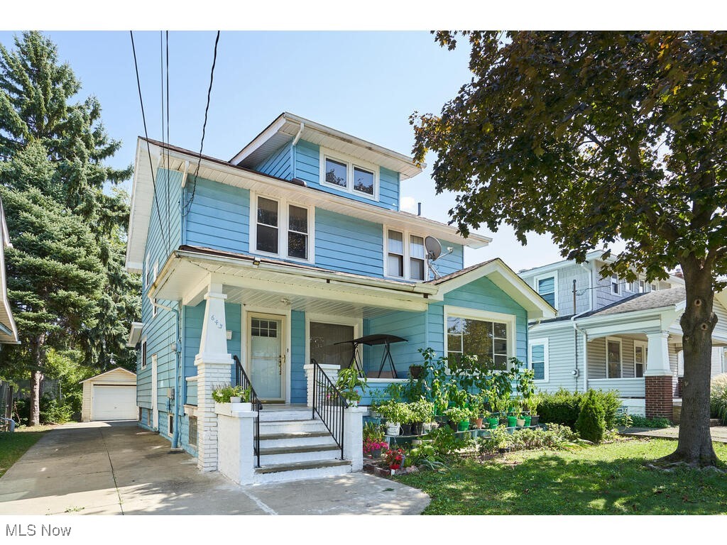 Oxford Ave, Akron, OH 44310