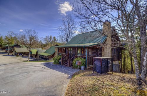 515 Chickasaw Gap Way, Pigeon Forge, TN, 37863 | Card Image