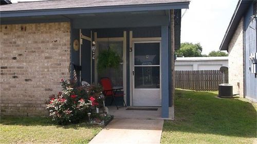 407 Mckinney St, Winnsboro, TX, 75494-3063 | Card Image