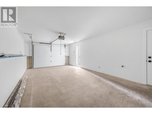 7 - 5661 Okanagan Ave, Townhouse with 3 bedrooms, 3 bathrooms and 2 parking in Vernon BC | Image 27