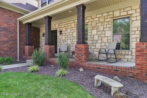 7612 Aspen Ridge Rd, Louisville, KY, 40214-3175 | Card Image