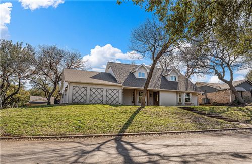 9916 Sandalwood Drive, Waco, TX, 76712 | Card Image