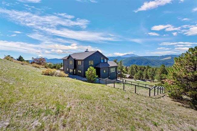 319 S Peak Rd, House other with 4 bedrooms, 4 bathrooms and 6 parking in Boulder CO | Image 5
