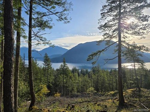 18 Rendezvous Island, See Remarks, BC, 000000 | Card Image