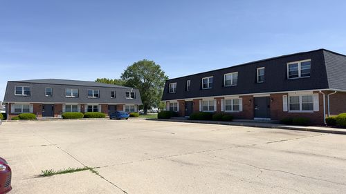 2 Michael St, Streator, IL, 61364-1171 | Card Image