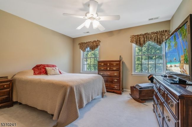 4 Hook Mountain Dr, House other with 5 bedrooms, 4 bathrooms and null parking in Annandale NJ | Image 30