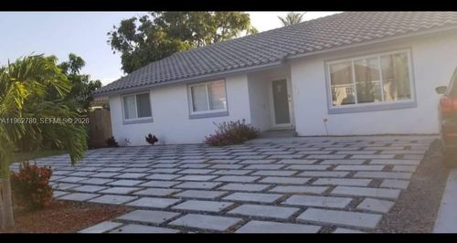 17230 Sw 93rd Ave, Palmetto Bay, FL, 33157-4490 | Card Image
