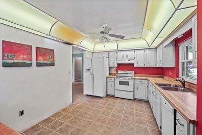 26 Fisher Lane, House other with 2 bedrooms, 2 bathrooms and null parking in Palm Coast FL | Image 3