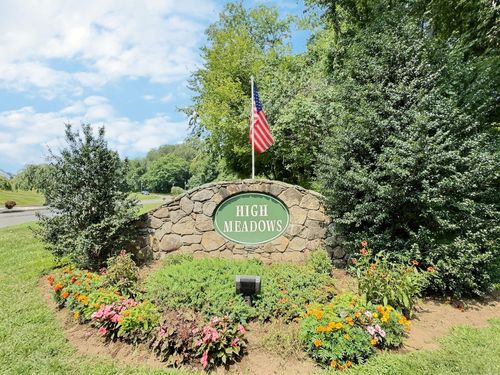 154-154 Highland Dr, Monroe, CT, 06468-1463 | Card Image