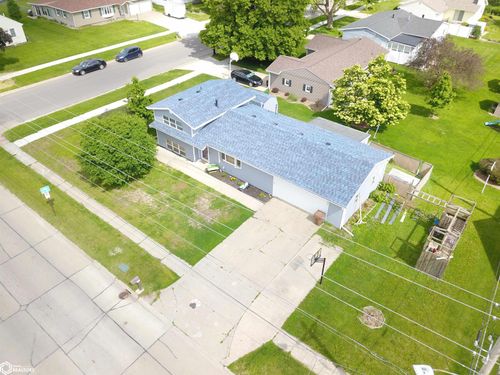 407 11th Avenue, Grinnell, IA, 50112 | Card Image