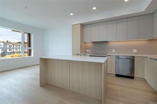310-3564 Ryder Hesjedal Way, Colwood, BC, V9C0V3 | Card Image