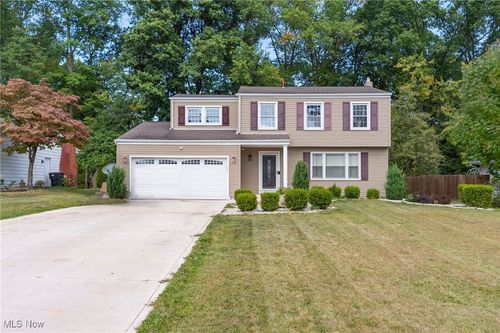 3995 Longhill Dr Se, Warren, OH, 44484-2619 | Card Image