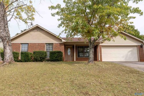 107 Bridgestone Dr Ne, Huntsville, AL, 35811-9520 | Card Image