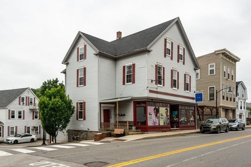 141 Main Street, Newmarket, NH, 03857 | Card Image