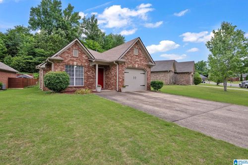 2080 Willow Glenn Dr, Birmingham, AL, 35215-5013 | Card Image